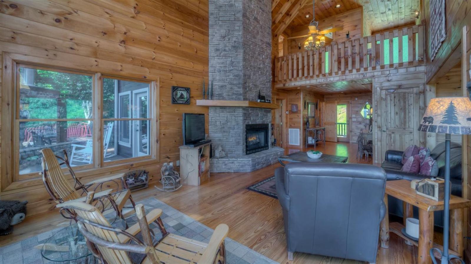 Pinecrest Lodge - Views In Aska Adventure Area Blue Ridge Luaran gambar